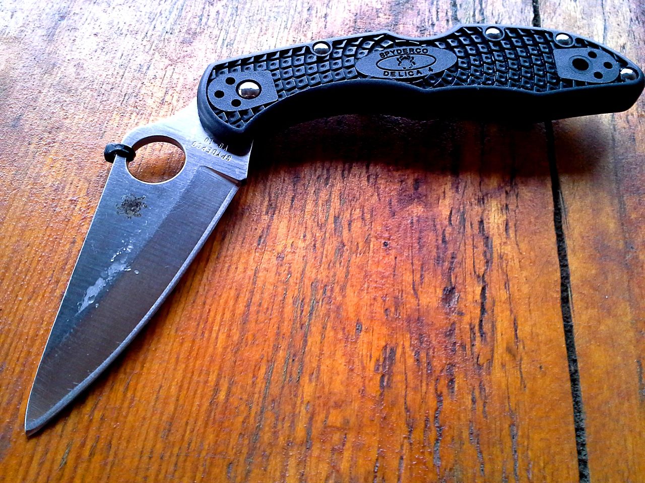 Nóż Spyderco Delica Plain Edge_7