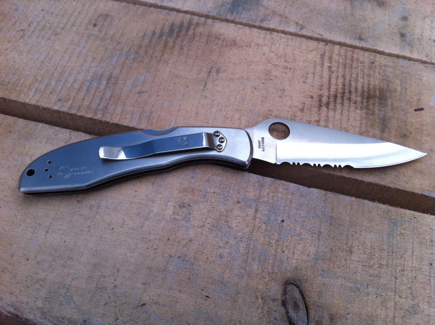 Nóż Spyderco Endura_2