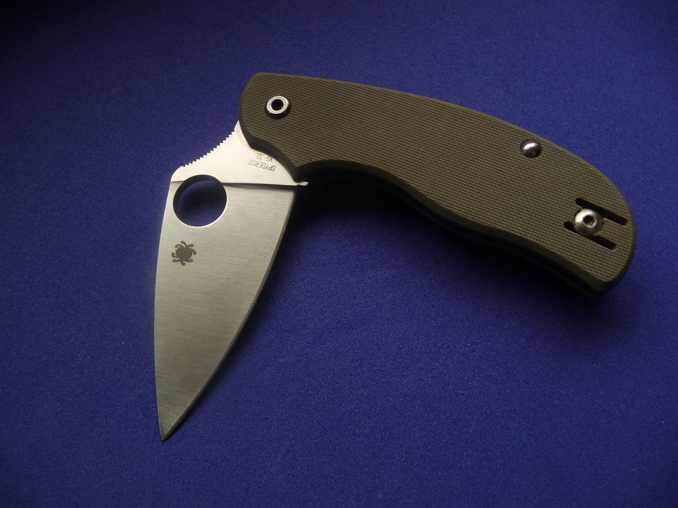 Nóż Spyderco Urban_6