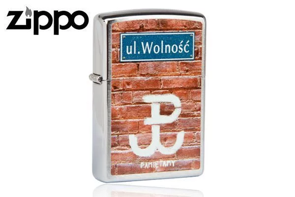 Zdjęcie produktu Zapalniczka Zippo Ul.Wolność, Brushed Chrome