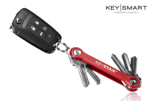 Organizer do kluczy KeySmart model KeyStax, czerwony