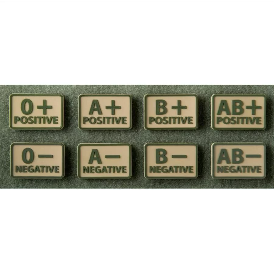 Emblemat Helikon GRUPA KRWI (komplet - 2szt.) - PVC - Beż-Khaki - AB/Rh+ (OD-BLP-RB-13-M03)